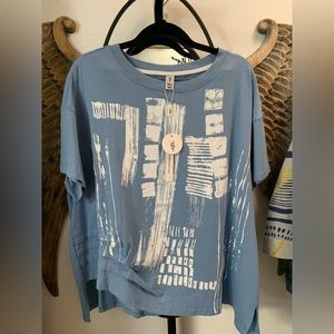 NWT Simply Vanite light blue knit designer top